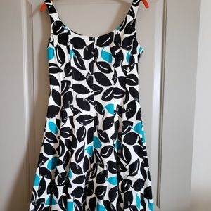 Nine West Size 8 Fit and Flare Sleeveless Dress